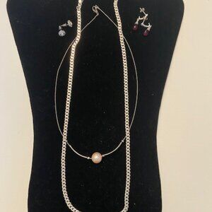 Fashion jewelry lot in silvertone